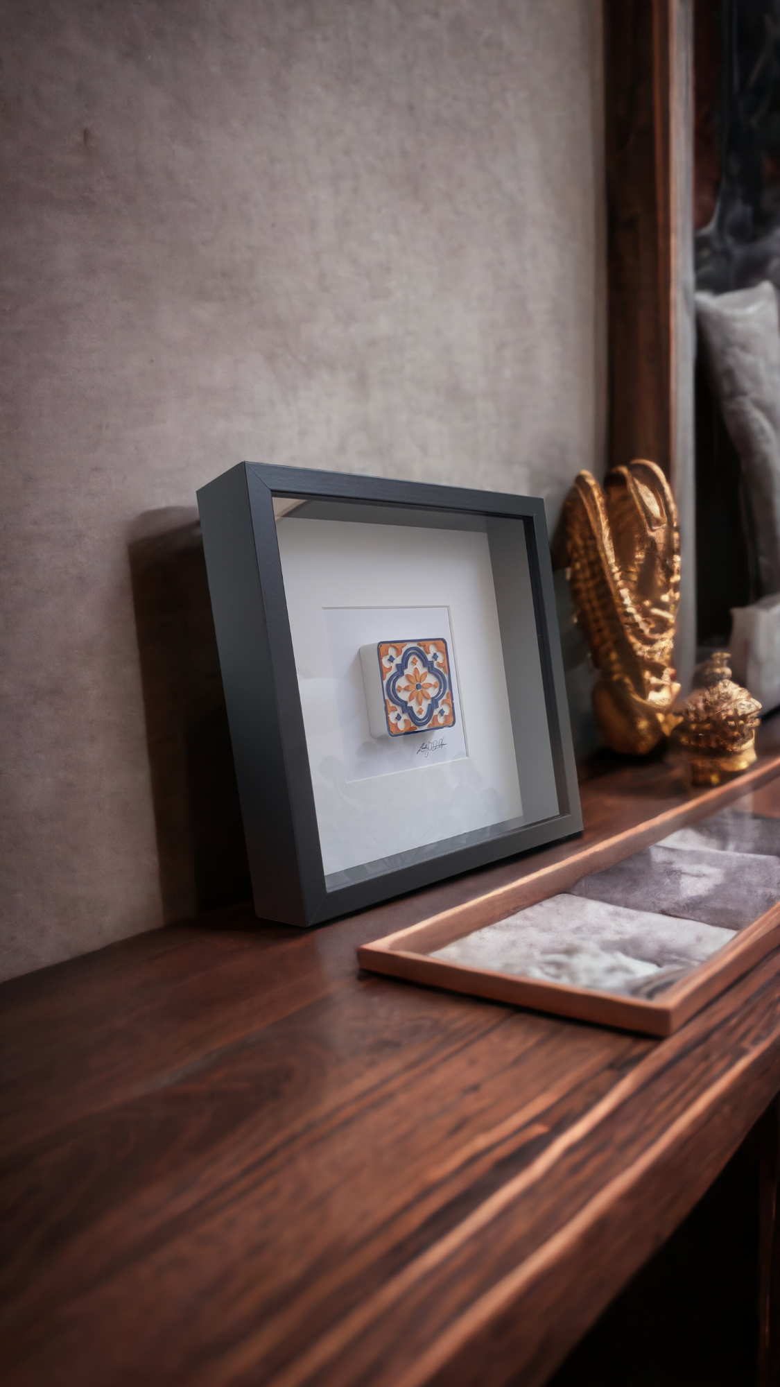 Hand-painted rococo tile, each piece is created from high-quality plaster, expertly shaped to molded. With a keen eye for detail, Lindsay hand-paints and finishes every creation, ensuring a lifelike representation. To add a personal touch, Lindsay signs each painting herself.
